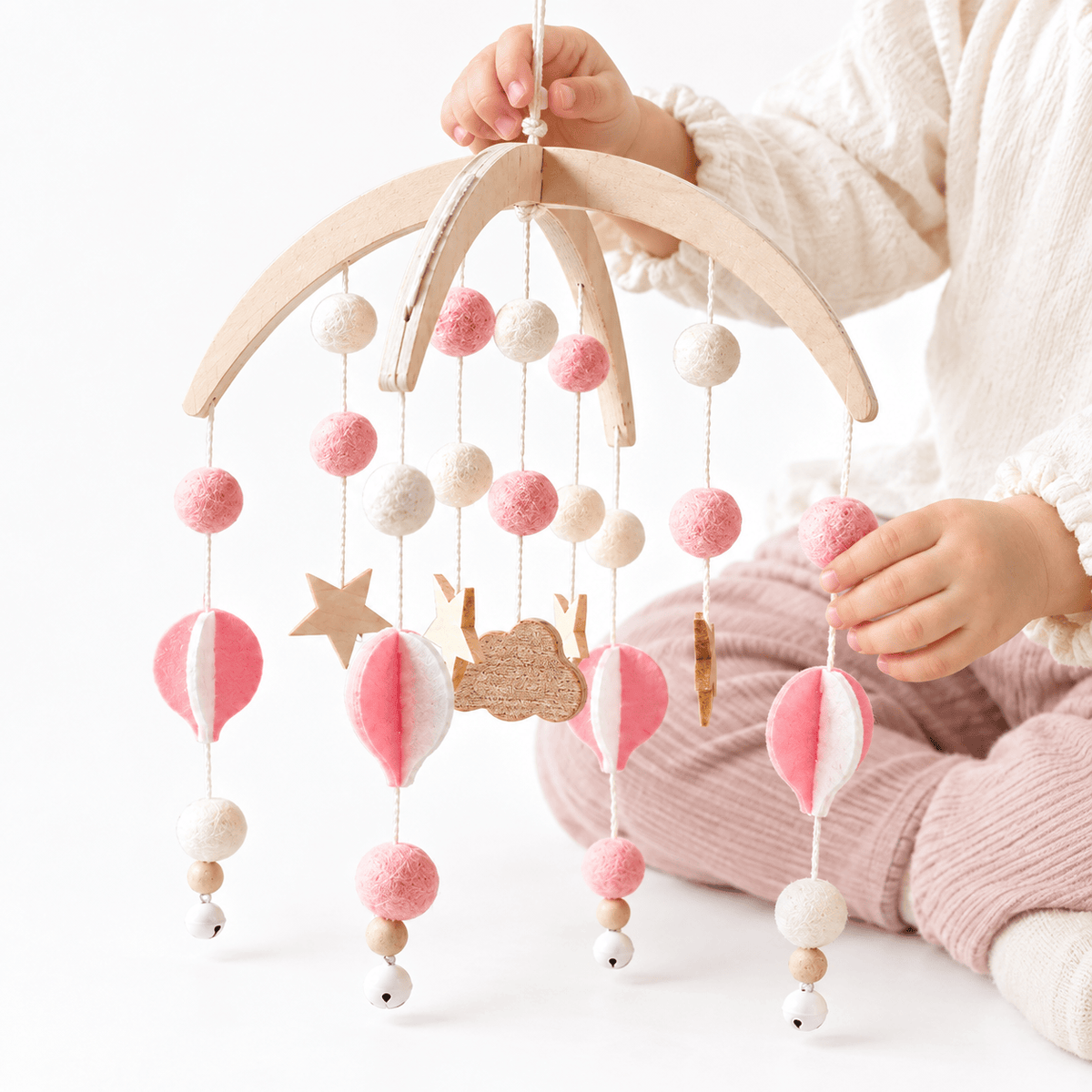 Montessori Wooden Crib Mobile with Felt Balls for Babies