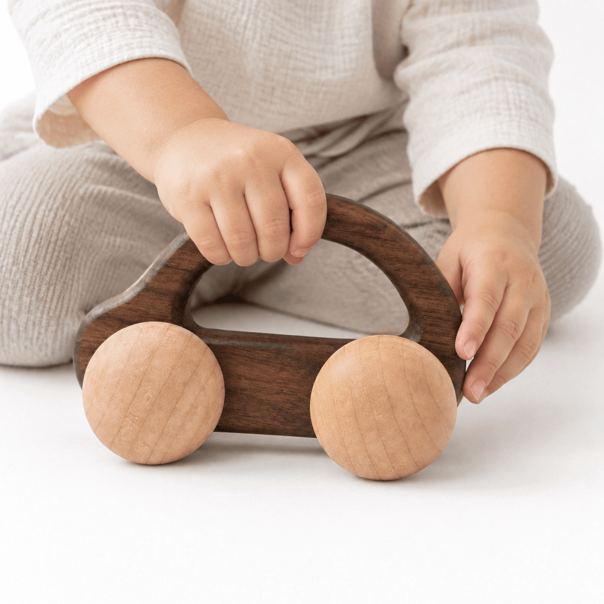 Wooden Push Car with Handle – Montessori Toy for Toddlers